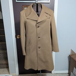 Men's Classic Tan Trench Coat